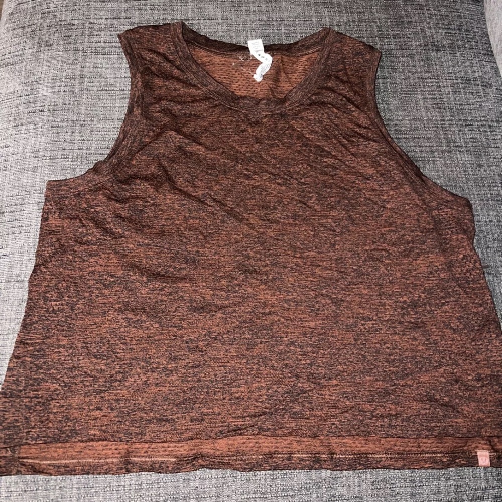 LULULEMON Women's Sz 10* Train to Be Tank in Dot Camo Brown Black  Mesh Crop Top